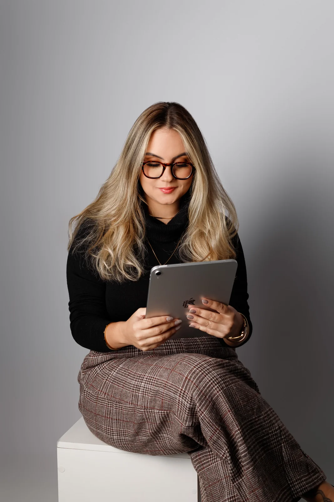 Retrato corporativo com tablet